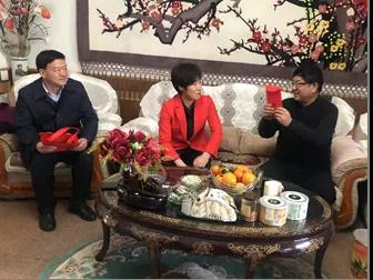 春節(jié)前夕酒泉市國資委領(lǐng)導(dǎo)看望慰問敦煌種業(yè)老干部老黨員、困難職工