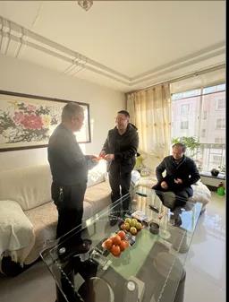 春節(jié)前夕酒泉市國資委領(lǐng)導(dǎo)看望慰問敦煌種業(yè)老干部老黨員、困難職工